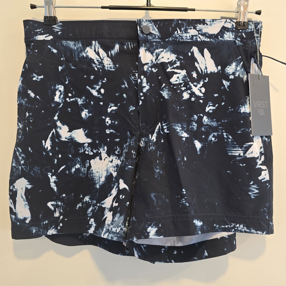 VRST Men’s Black & White Abstract Swim Board Shorts